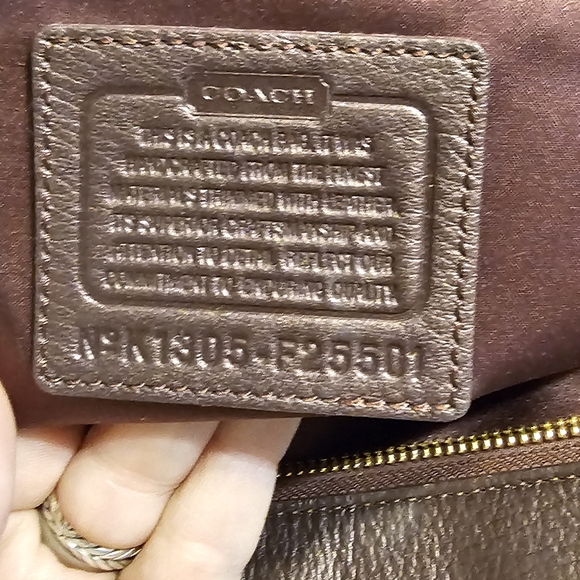 Coach Taylor Alexis Signature OP Art Tote Bag & wallet - Picture 2 of 16